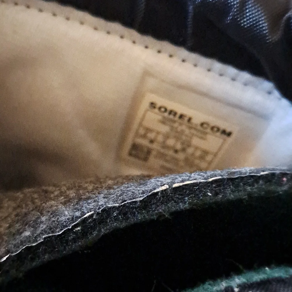 Sorel Youth‎ Flurry Black Waterproof/Insulated Winter/Snow/Outdoor Boots 6